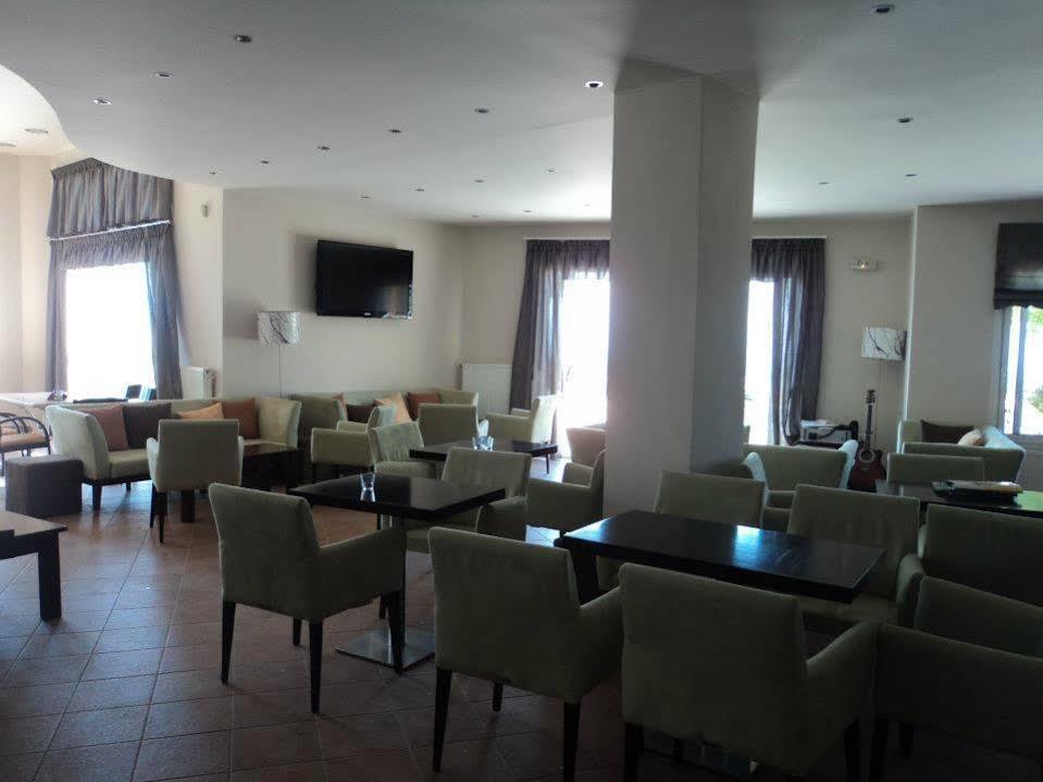 Aitheron Hotel Air Park Zervi Exterior foto